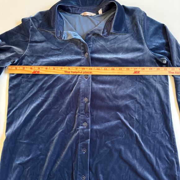 Soft Surroundings Legion Blue Velvet Boyfriend Tunic Shirt Women's Medium EUC - Picture 9 of 10